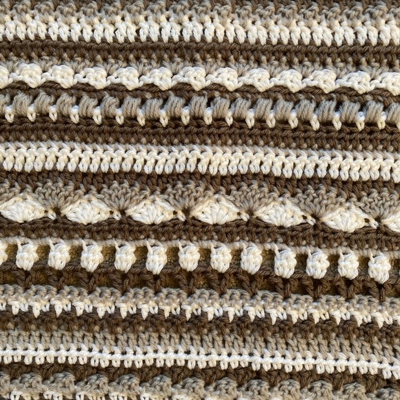 Lapghan / Baby blanket - Mocha, White, Gray - NEW - Picture 3 of 6
